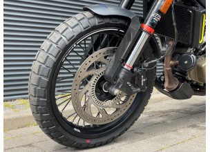 Husqvarna Svartpilen 125
