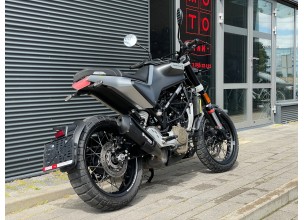 Husqvarna Svartpilen 125