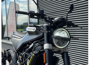 Husqvarna Svartpilen 125