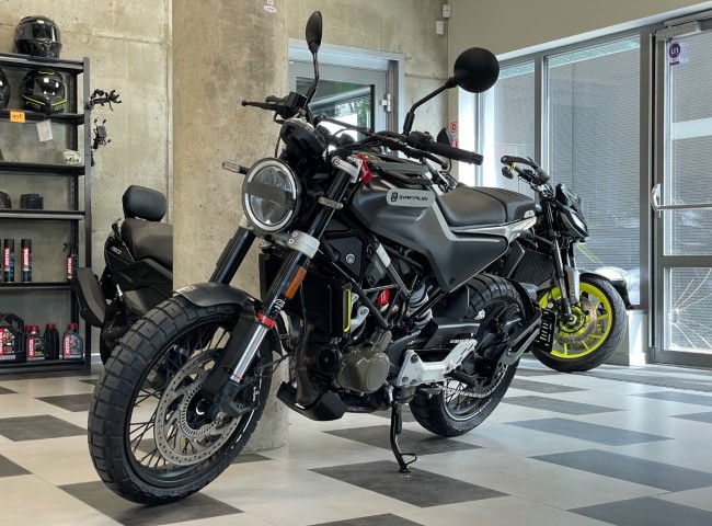 Husqvarna Svartpilen 125