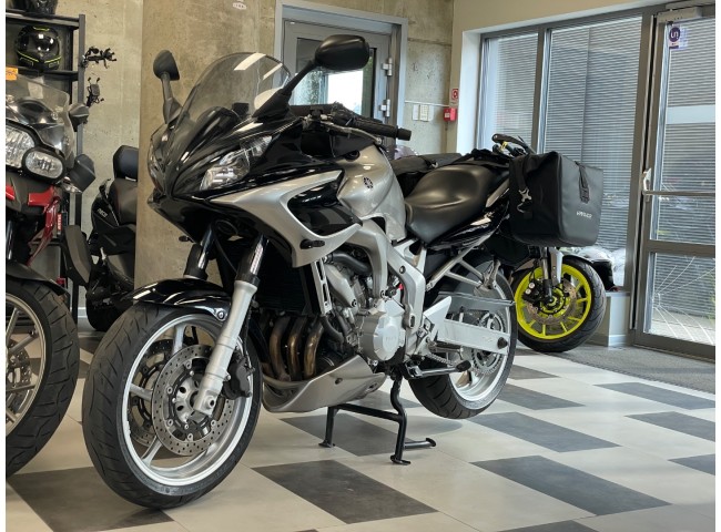 Yamaha Fz6S