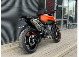 KTM Duke 790