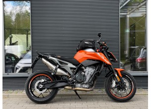 KTM Duke 790