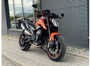 KTM Duke 790