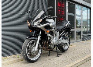Yamaha FZ6