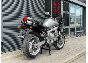 Yamaha FZ6