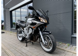 Yamaha FZ6