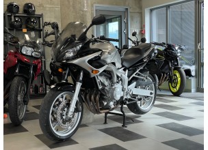 Yamaha FZ6