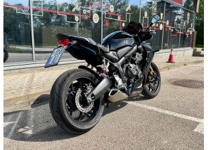 Honda CBR650R