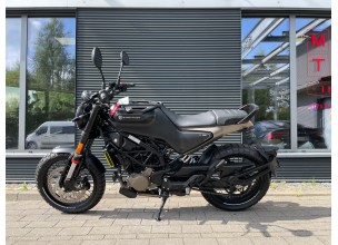 Husqvarna Svartpilen 125