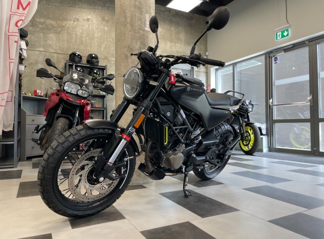 Husqvarna Svartpilen 125