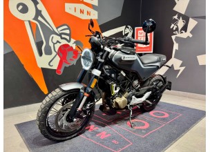 Husqvarna Svartpilen 125