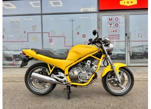 Yamaha Xj600