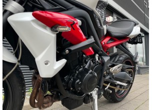Triumph Street Triple R 675