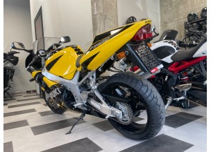 Suzuki Gsxr750