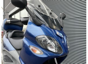 Piaggio X9 500