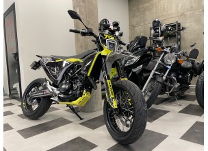 Husqvarna Supermoto 701 A2