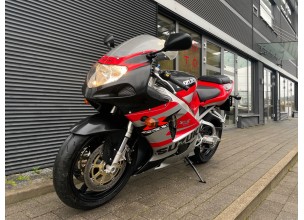 Suzuki Gsxr 750