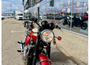 Triumph Boneville T100
