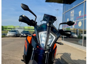 KTM Adventure 390