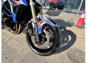 Suzuki Gsr750