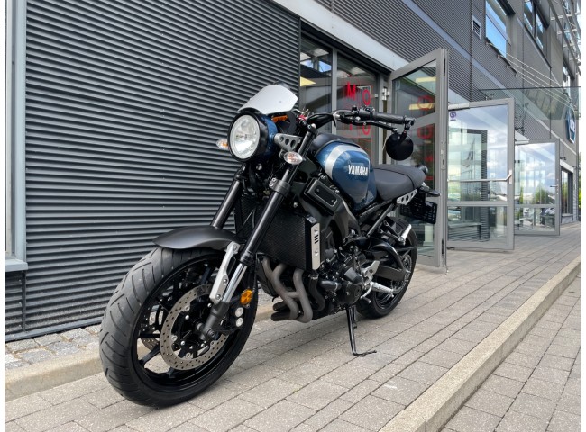 Yamaha XSR900