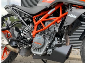 KTM Duke 125 ABS