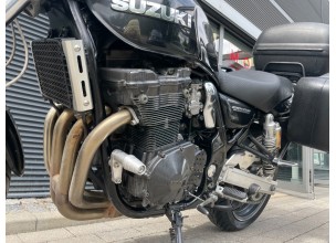 Suzuki GSX750 Inazuma