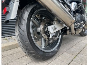 Suzuki GSX750 Inazuma