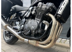 Suzuki GSX750 Inazuma