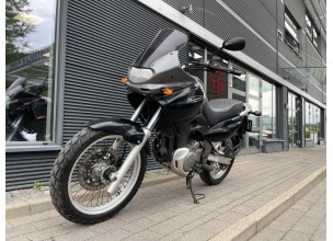 Suzuki XF650 Freewind