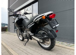 Suzuki XF650 Freewind