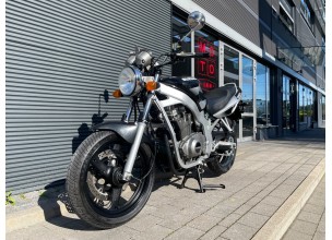 Suzuki GS500