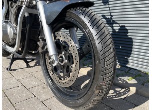 Suzuki GS500