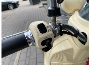 Piaggio Vespa LX125