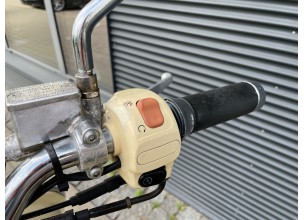 Piaggio Vespa LX125