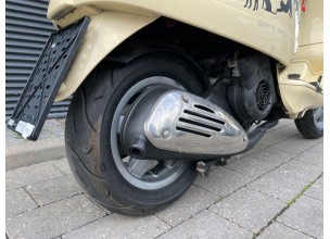 Piaggio Vespa LX125