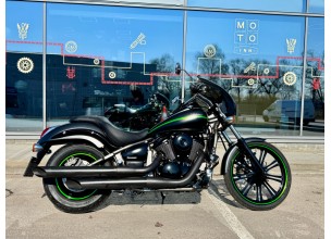 Kawasaki Vulcan Custom 900