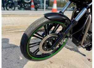 Kawasaki Vulcan Custom 900