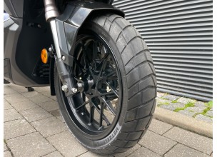 Honda ADV 350