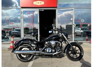 Yamaha XVS950 Midnight star