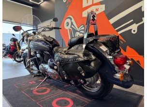 Suzuki VL800 Volussia