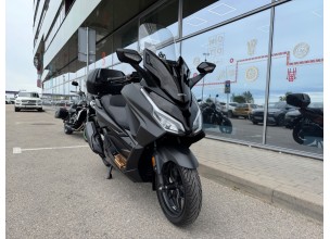 Honda Forza 350