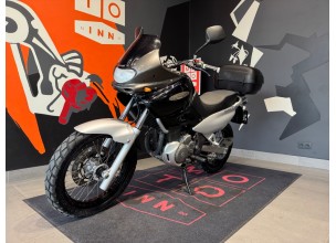Suzuki XF650 Freewind