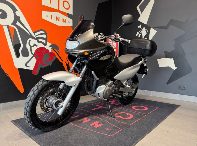 Suzuki XF650 Freewind
