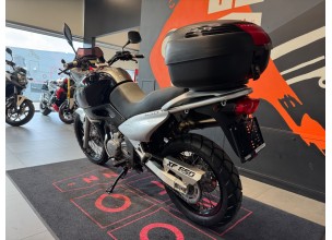 Suzuki XF650 Freewind