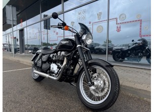 Triumph America 800