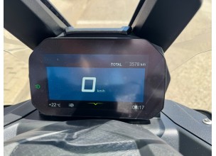 BMW C400X