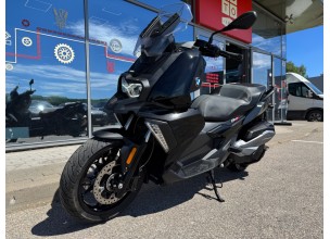 BMW C400X