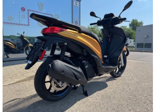 Piaggio Medley S 125